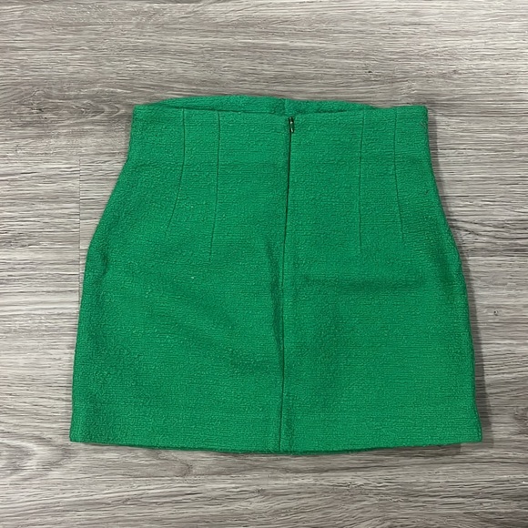 Zara mini skirt in green tweed - Picture 2 of 5